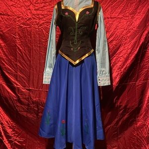 Anna costume for women size XS